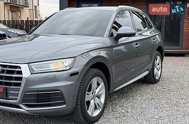 Внедорожник / Кроссовер Audi Q5 2017 в Стрые
