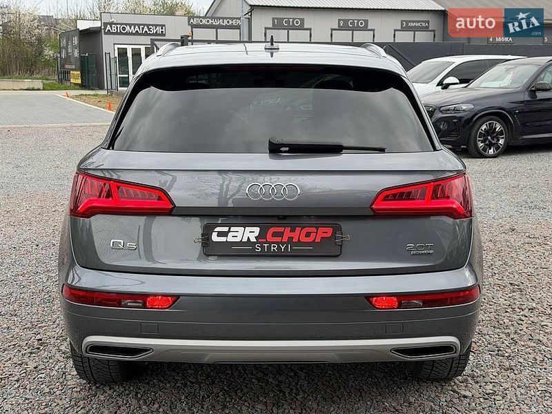 Внедорожник / Кроссовер Audi Q5 2017 в Стрые