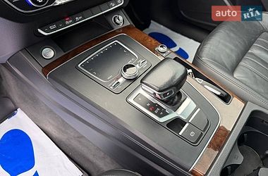 Внедорожник / Кроссовер Audi Q5 2017 в Стрые