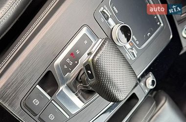Внедорожник / Кроссовер Audi Q5 2019 в Житомире