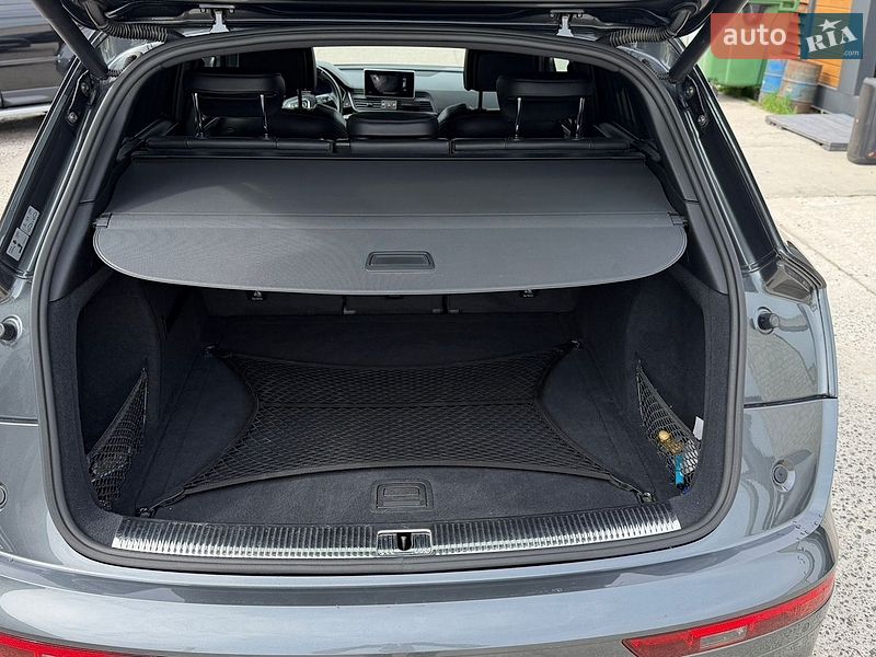 Внедорожник / Кроссовер Audi Q5 2019 в Житомире