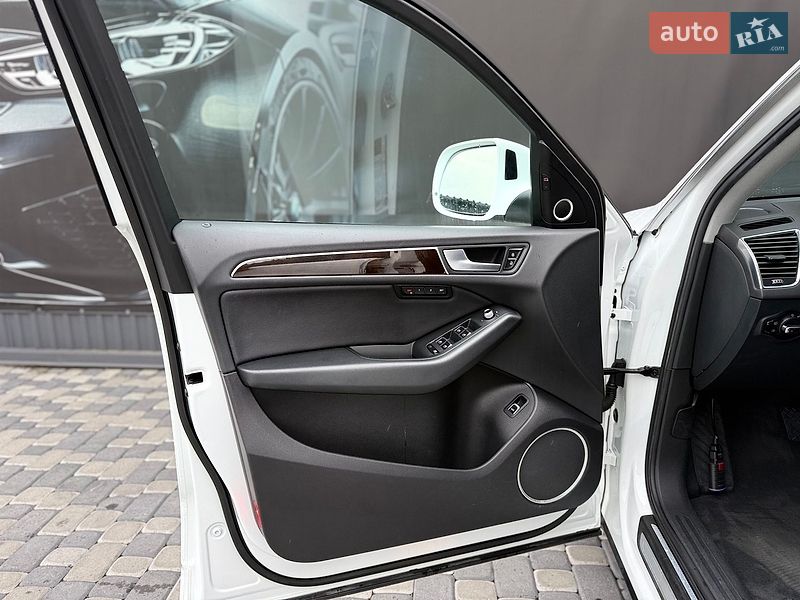 Внедорожник / Кроссовер Audi Q5 2014 в Львове