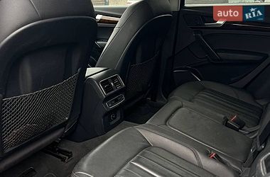 Внедорожник / Кроссовер Audi Q5 2019 в Тернополе