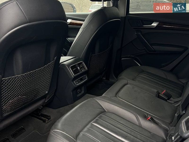 Внедорожник / Кроссовер Audi Q5 2019 в Тернополе