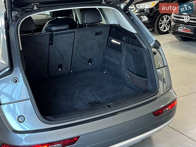 Внедорожник / Кроссовер Audi Q5 2017 в Полтаве