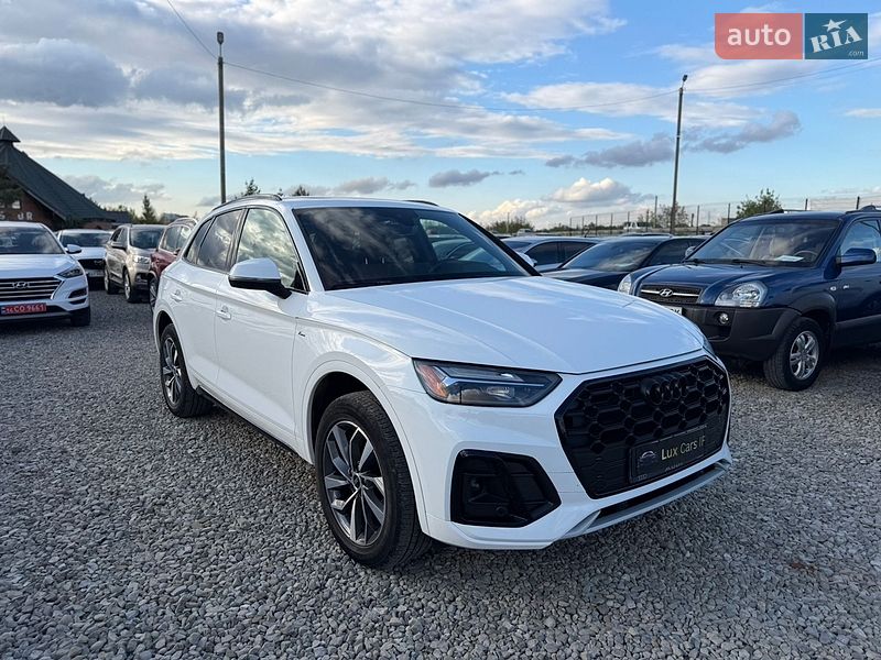 Внедорожник / Кроссовер Audi Q5 2023 в Ивано-Франковске