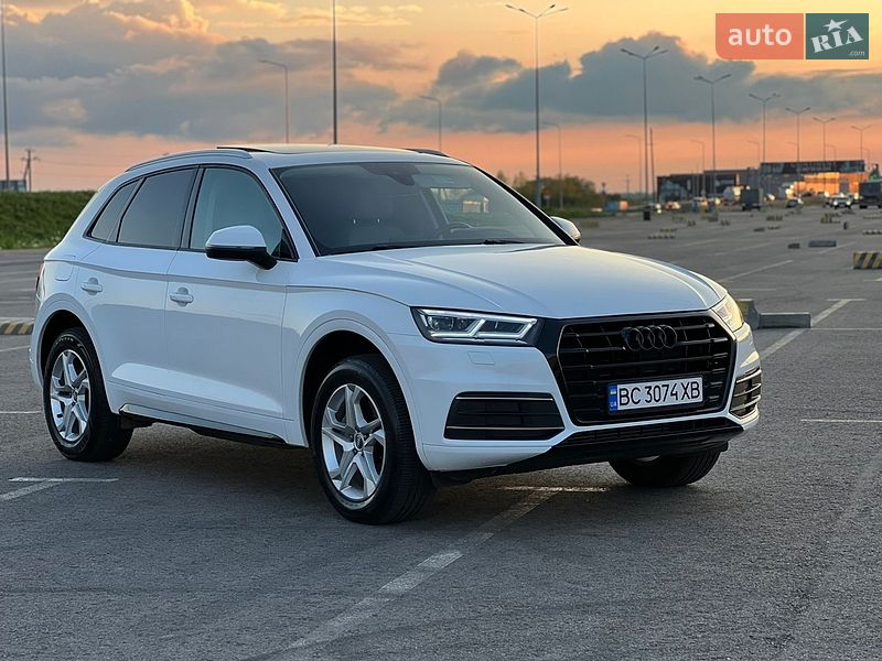 Внедорожник / Кроссовер Audi Q5 2017 в Львове