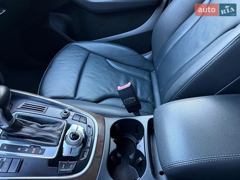 Позашляховик / Кросовер Audi Q5 2016 в Львові