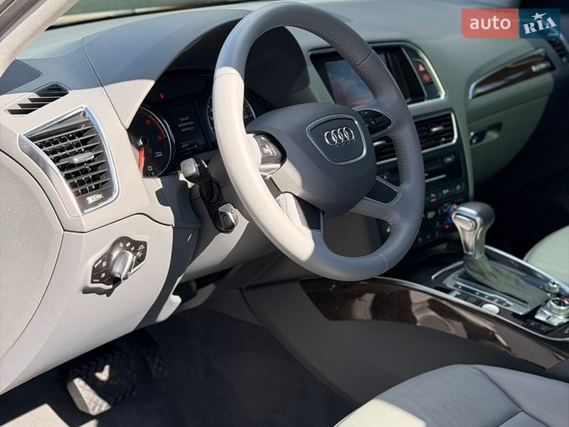 Внедорожник / Кроссовер Audi Q5 2014 в Ивано-Франковске