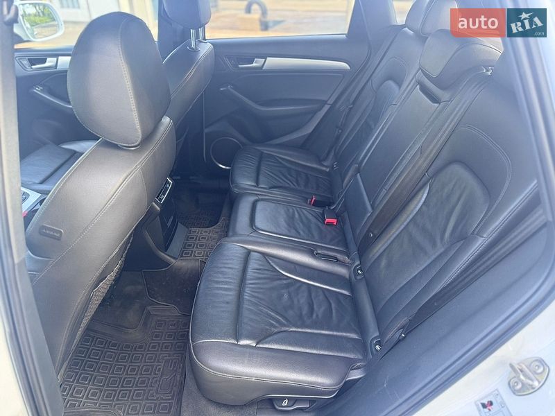 Внедорожник / Кроссовер Audi Q5 2014 в Киеве