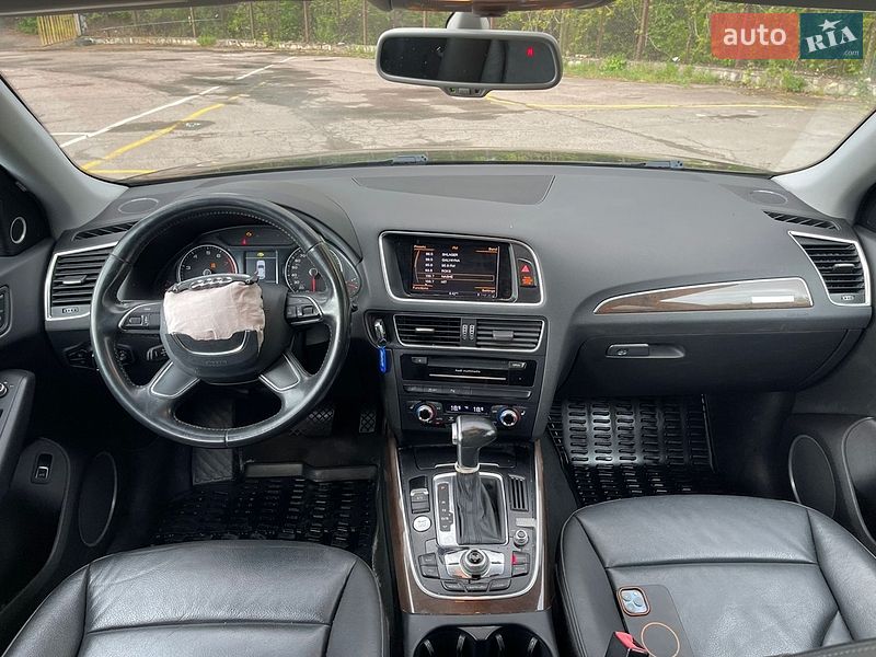 Внедорожник / Кроссовер Audi Q5 2016 в Ровно
