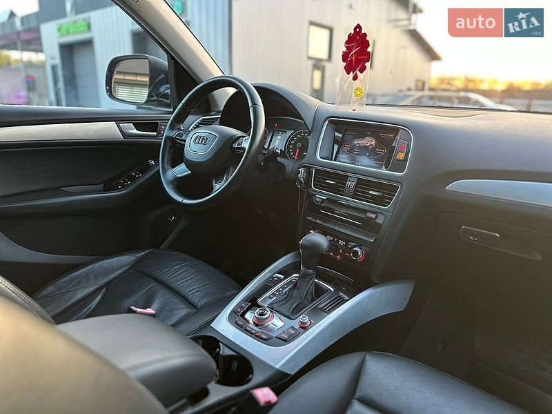 Внедорожник / Кроссовер Audi Q5 2014 в Владимире