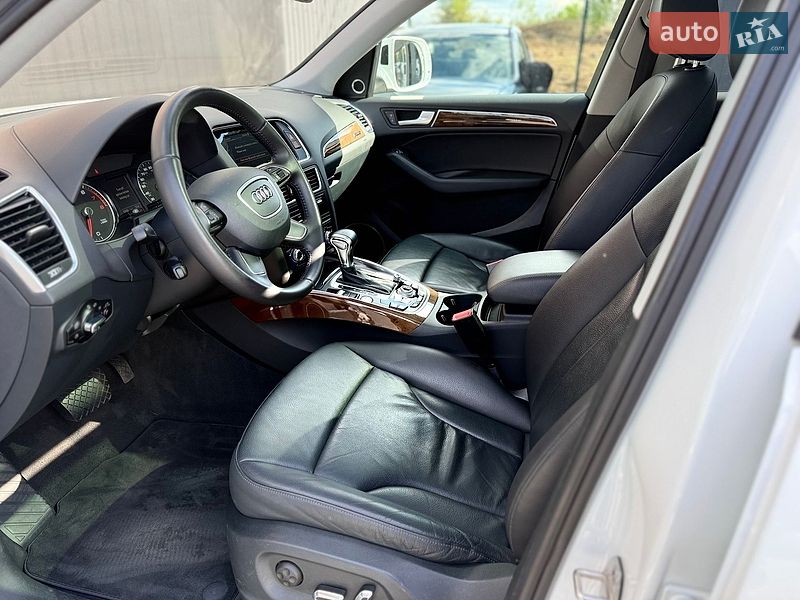 Внедорожник / Кроссовер Audi Q5 2015 в Львове