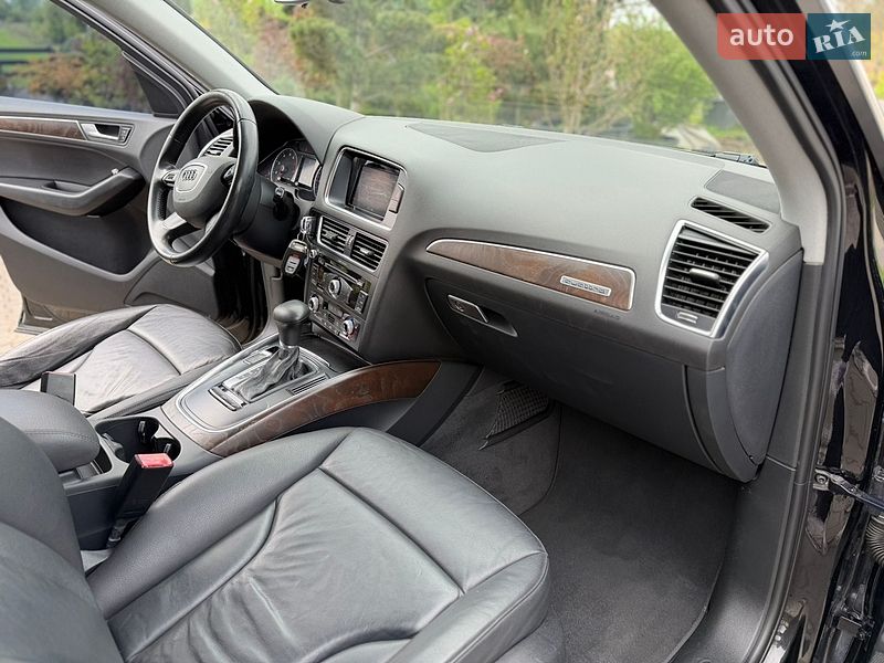 Позашляховик / Кросовер Audi Q5 2014 в Луцьку
