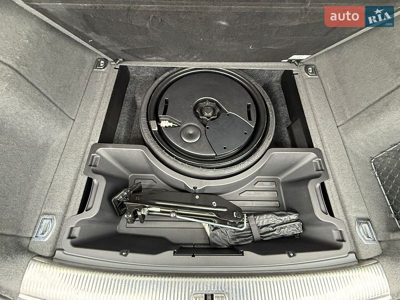 Внедорожник / Кроссовер Audi Q5 2015 в Стрые