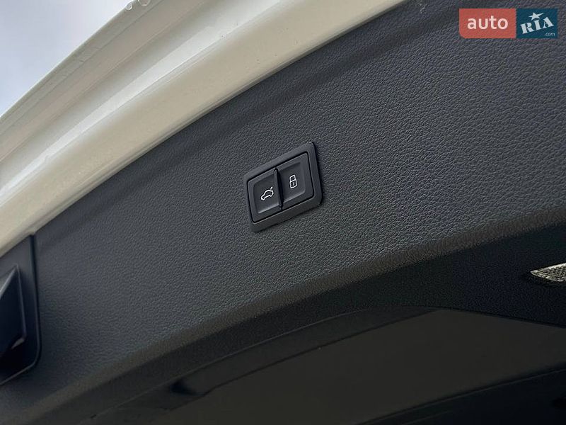 Внедорожник / Кроссовер Audi Q5 2016 в Стрые