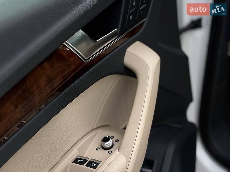 Внедорожник / Кроссовер Audi Q5 2016 в Стрые