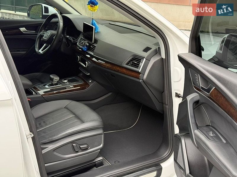 Позашляховик / Кросовер Audi Q5 2018 в Тернополі