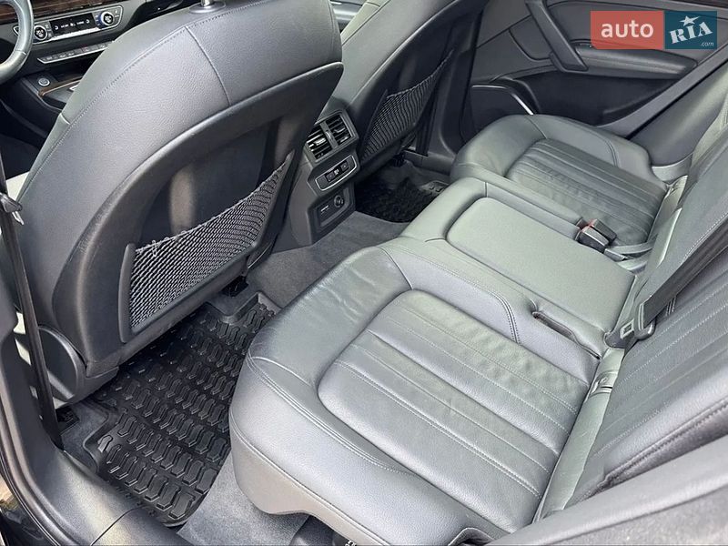 Внедорожник / Кроссовер Audi Q5 2020 в Львове