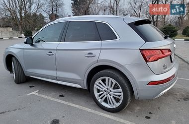 Внедорожник / Кроссовер Audi Q5 2017 в Рогатине