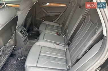 Внедорожник / Кроссовер Audi Q5 2024 в Киеве