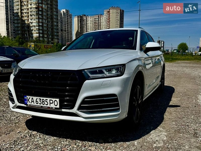 Внедорожник / Кроссовер Audi Q5 2019 в Киеве