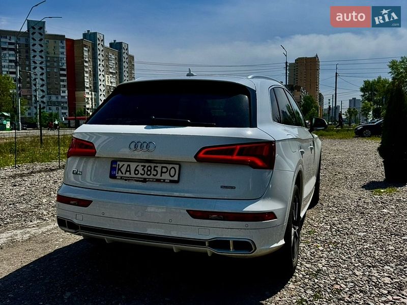 Внедорожник / Кроссовер Audi Q5 2019 в Киеве
