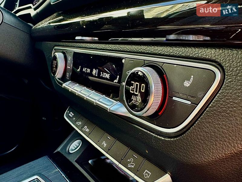 Внедорожник / Кроссовер Audi Q5 2019 в Киеве