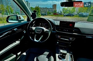 Внедорожник / Кроссовер Audi Q5 2019 в Киеве
