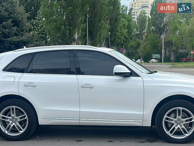 Внедорожник / Кроссовер Audi Q5 2016 в Запорожье