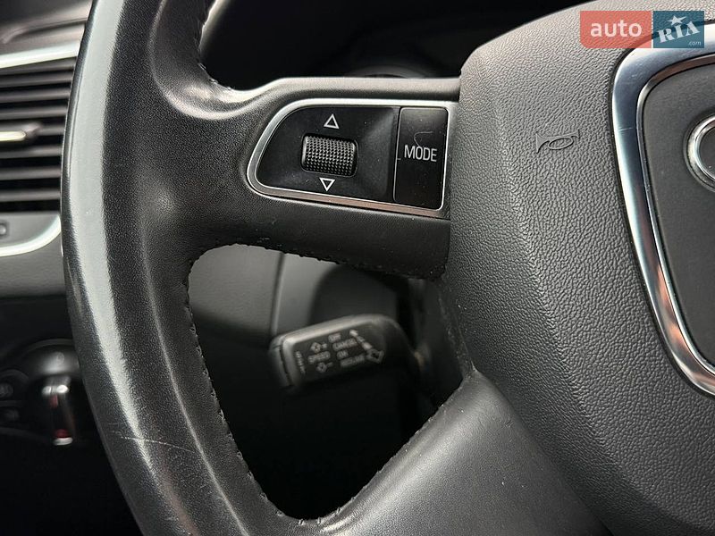 Внедорожник / Кроссовер Audi Q5 2012 в Киеве