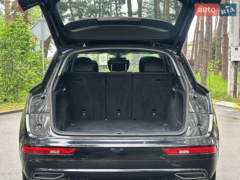 Внедорожник / Кроссовер Audi Q5 2018 в Белогородке
