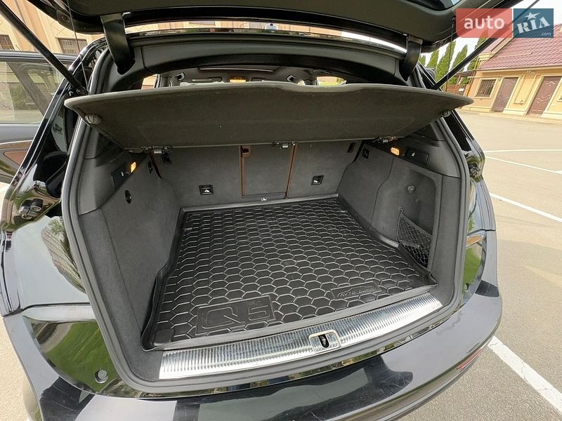 Внедорожник / Кроссовер Audi Q5 2014 в Киеве