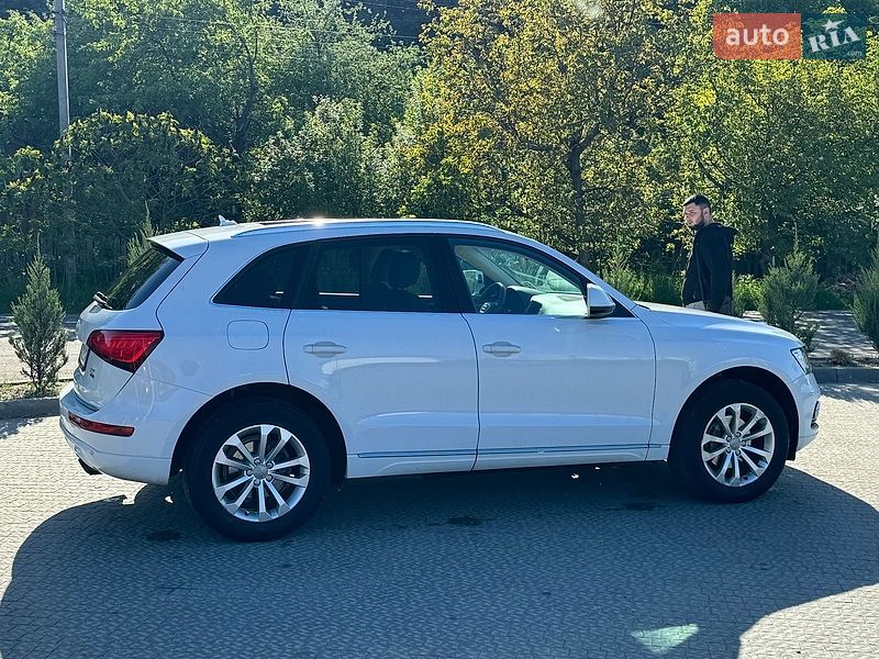 Внедорожник / Кроссовер Audi Q5 2015 в Полтаве