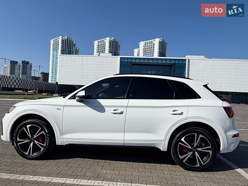 Позашляховик / Кросовер Audi Q5 2024 в Одесі