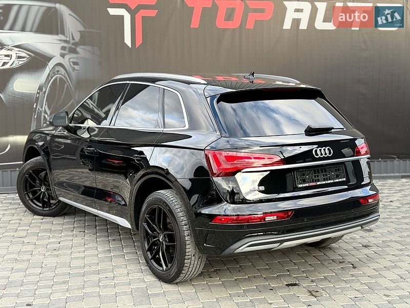 Внедорожник / Кроссовер Audi Q5 2021 в Львове