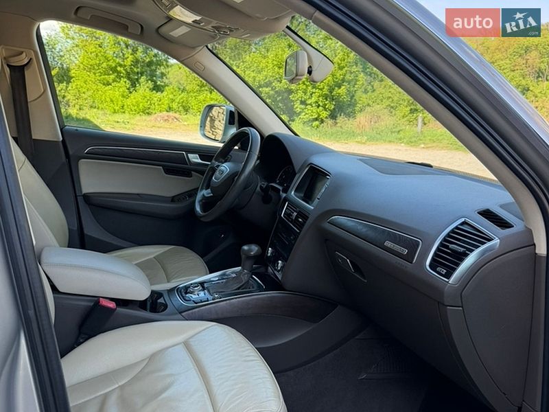 Внедорожник / Кроссовер Audi Q5 2014 в Каменец-Подольском