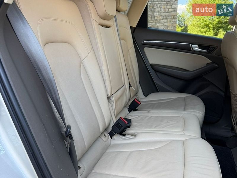 Внедорожник / Кроссовер Audi Q5 2014 в Каменец-Подольском