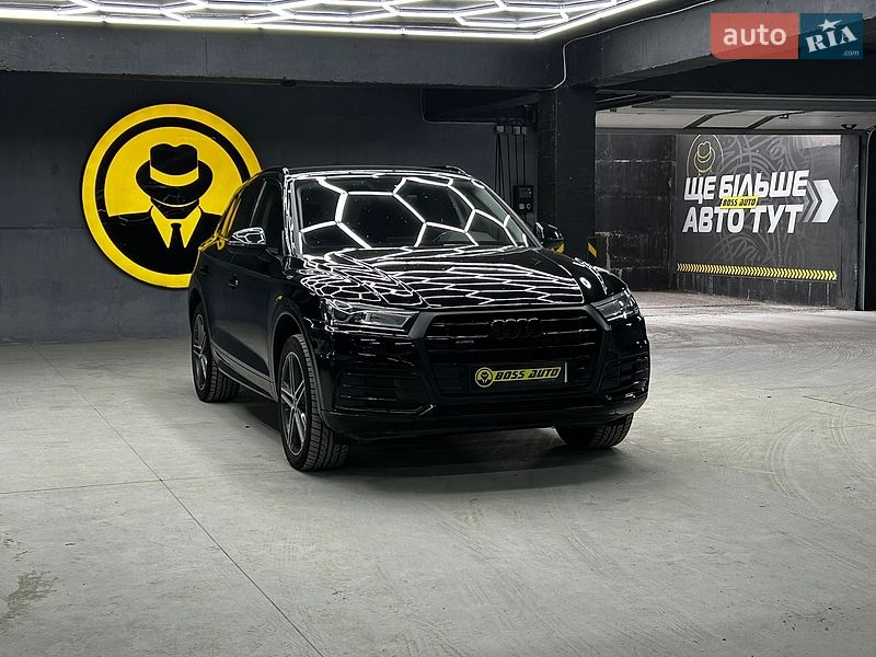Внедорожник / Кроссовер Audi Q5 2019 в Черновцах