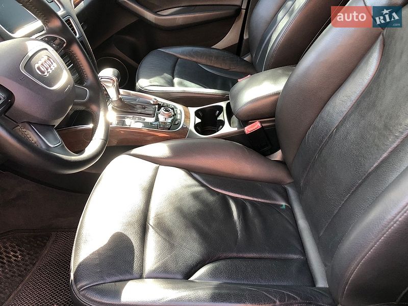 Внедорожник / Кроссовер Audi Q5 2015 в Луцке