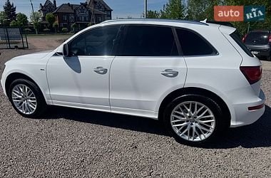 Позашляховик / Кросовер Audi Q5 2016 в Луцьку