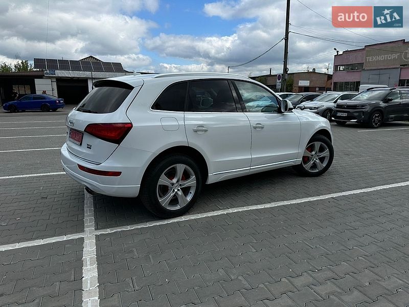 Внедорожник / Кроссовер Audi Q5 2017 в Нежине