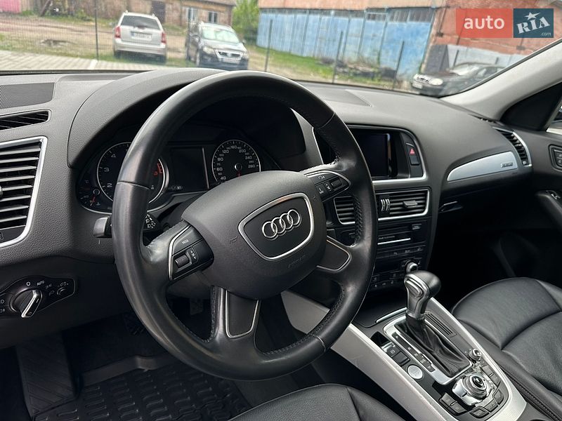 Внедорожник / Кроссовер Audi Q5 2017 в Нежине