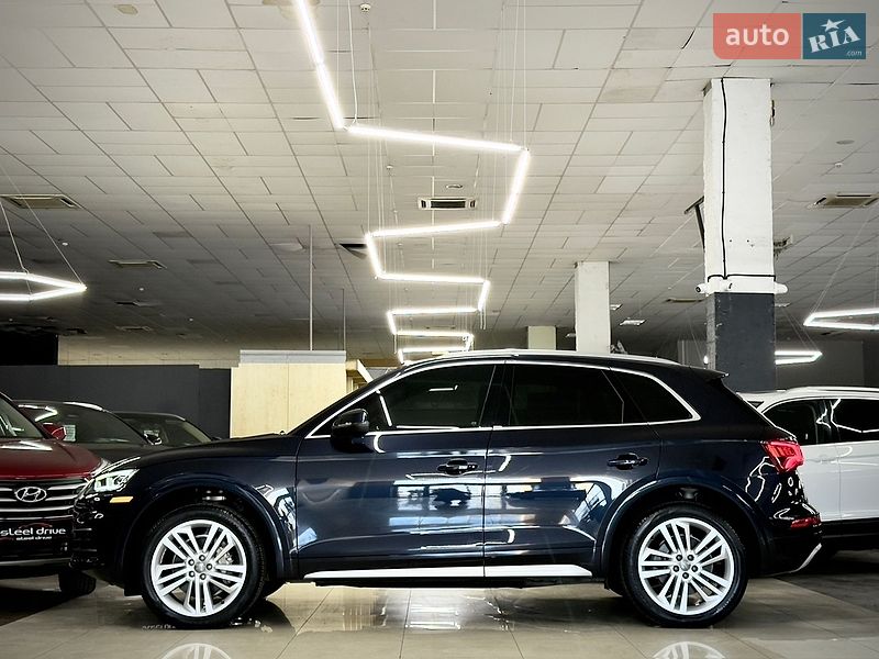 Внедорожник / Кроссовер Audi Q5 2019 в Николаеве