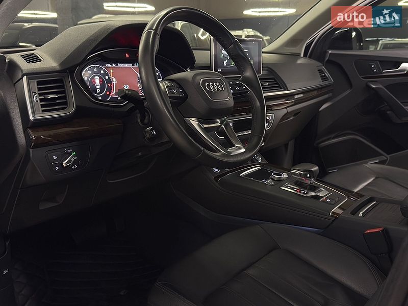 Внедорожник / Кроссовер Audi Q5 2019 в Николаеве