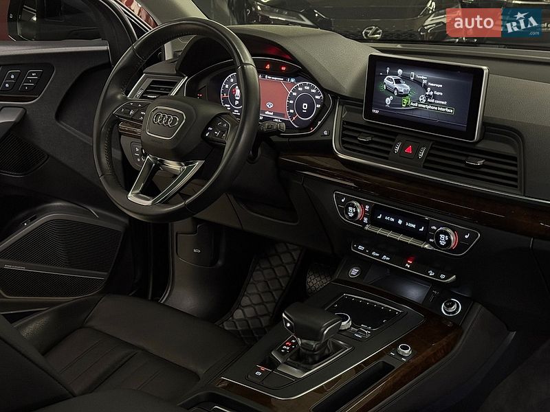 Внедорожник / Кроссовер Audi Q5 2019 в Николаеве