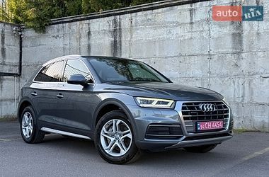 Внедорожник / Кроссовер Audi Q5 2018 в Ровно