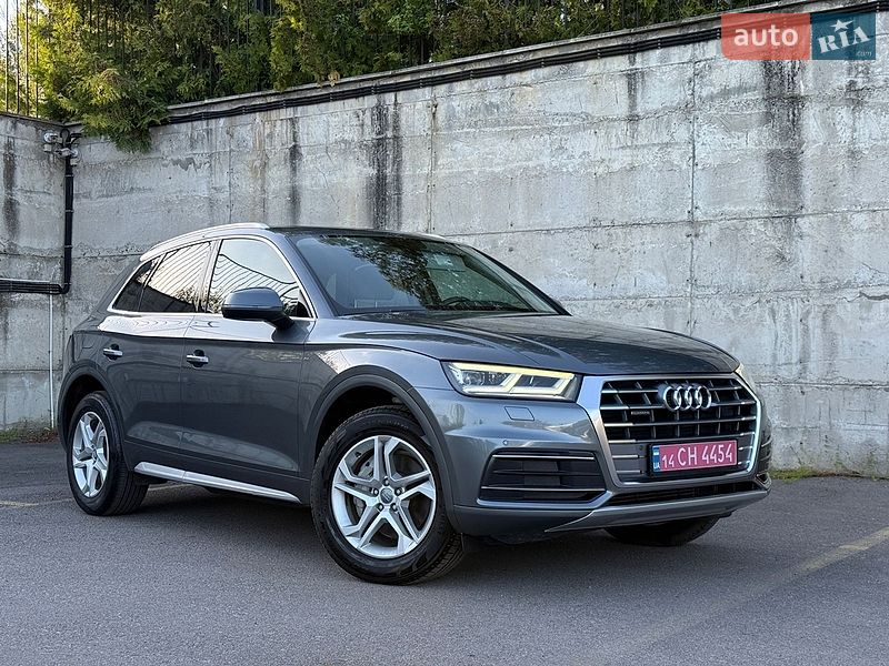 Внедорожник / Кроссовер Audi Q5 2018 в Ровно