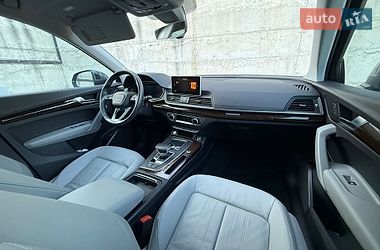 Внедорожник / Кроссовер Audi Q5 2018 в Ровно