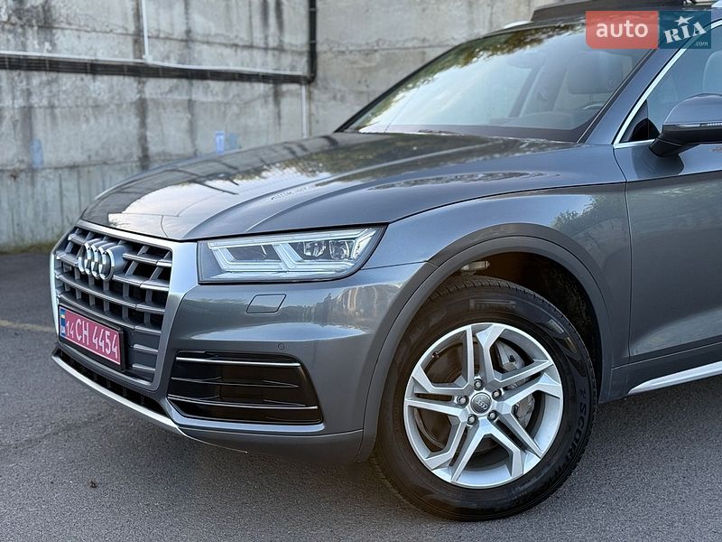 Внедорожник / Кроссовер Audi Q5 2018 в Ровно